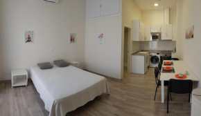 Modern studio near the port and beach